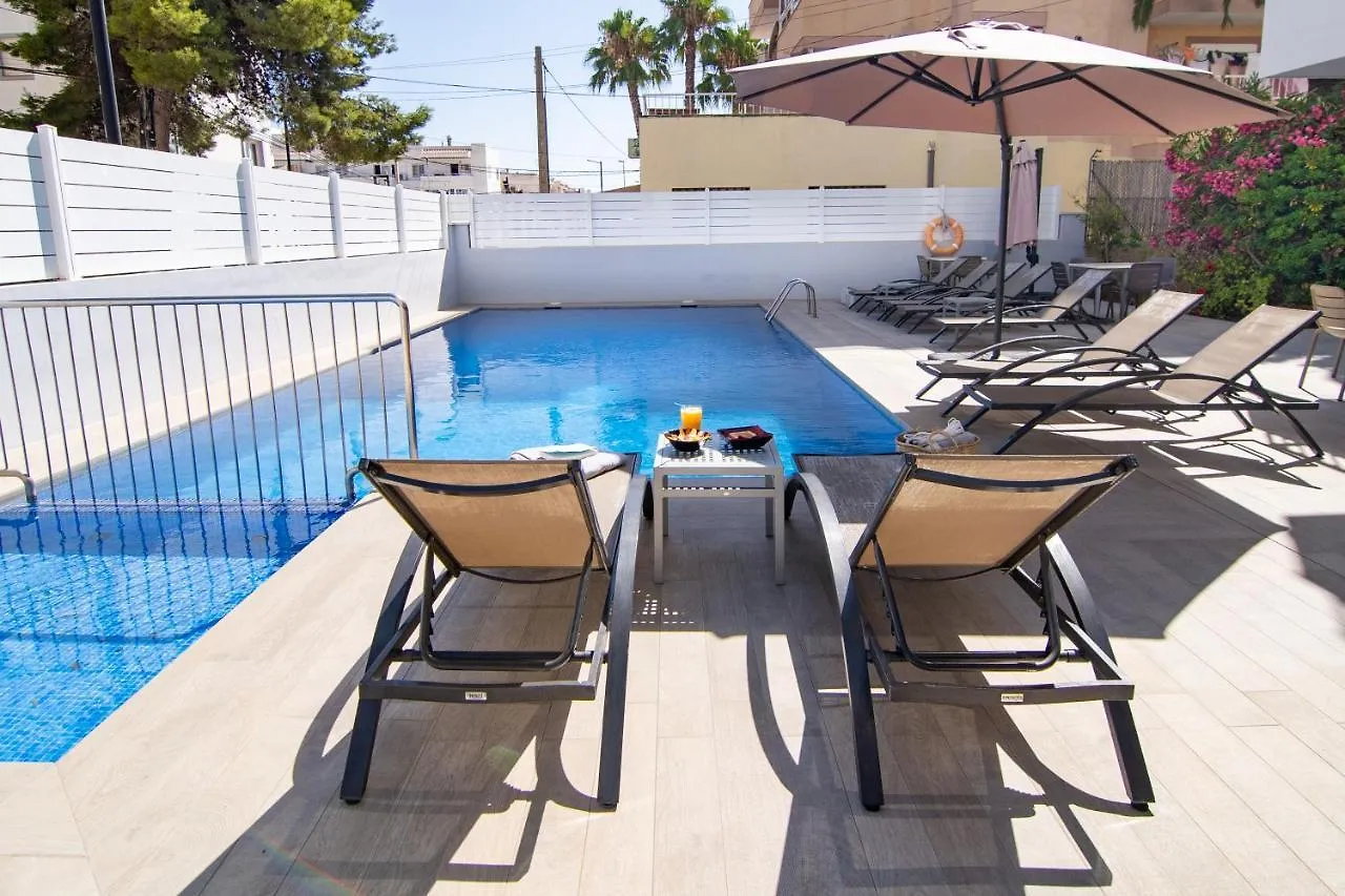 Apartamentos Vistamar II Playa d'en Bossa 0*,  Spain